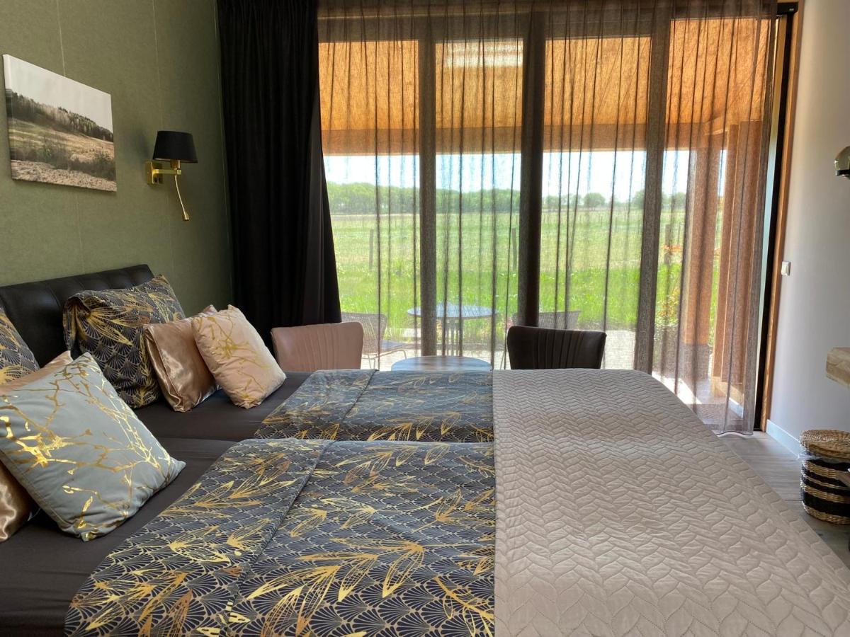 'T Heidepaleis Bed & Breakfast Garderen Exterior foto