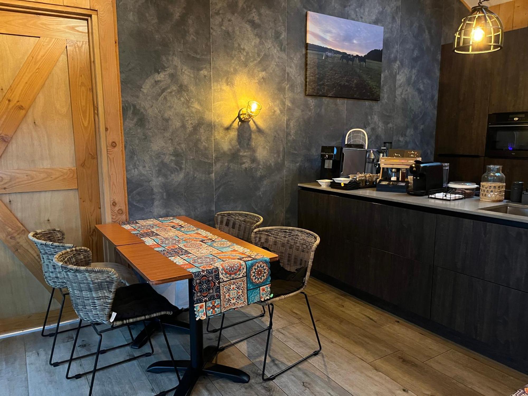 'T Heidepaleis Bed & Breakfast Garderen Exterior foto